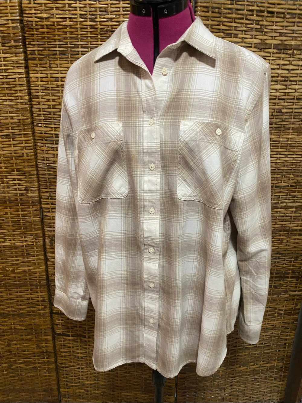 EUC Lauren Ralph Lauren Beige and White Plaid Button-Down Shirt XL